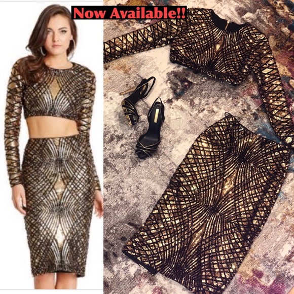 Marciano Dresses & Skirts - WO! Marciano Lined sequin 2 piece set Size Med